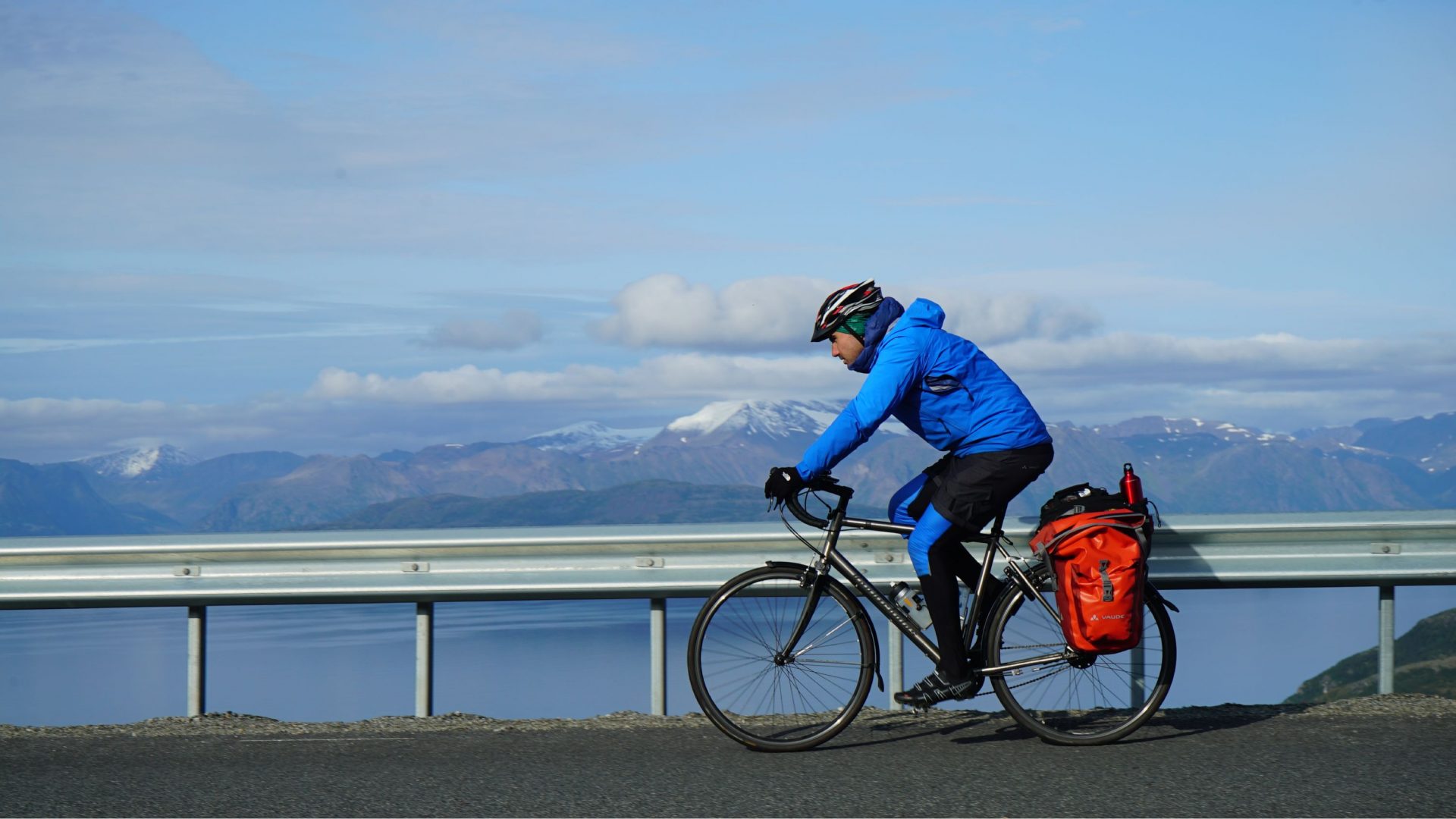 Life at 10mph: The man who cycled 3,200 kilometers through Scandinavia